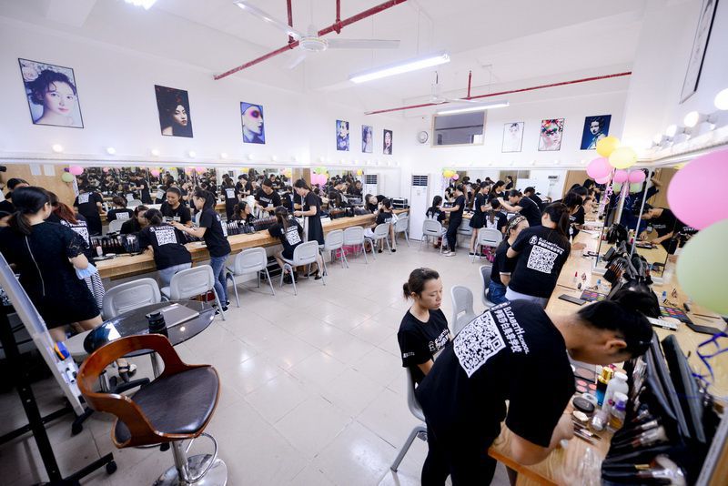 广州正规化妆学校